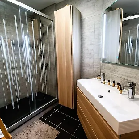 T2 Cozy Avec Parking, Terrasse - Severine Апартаменты *